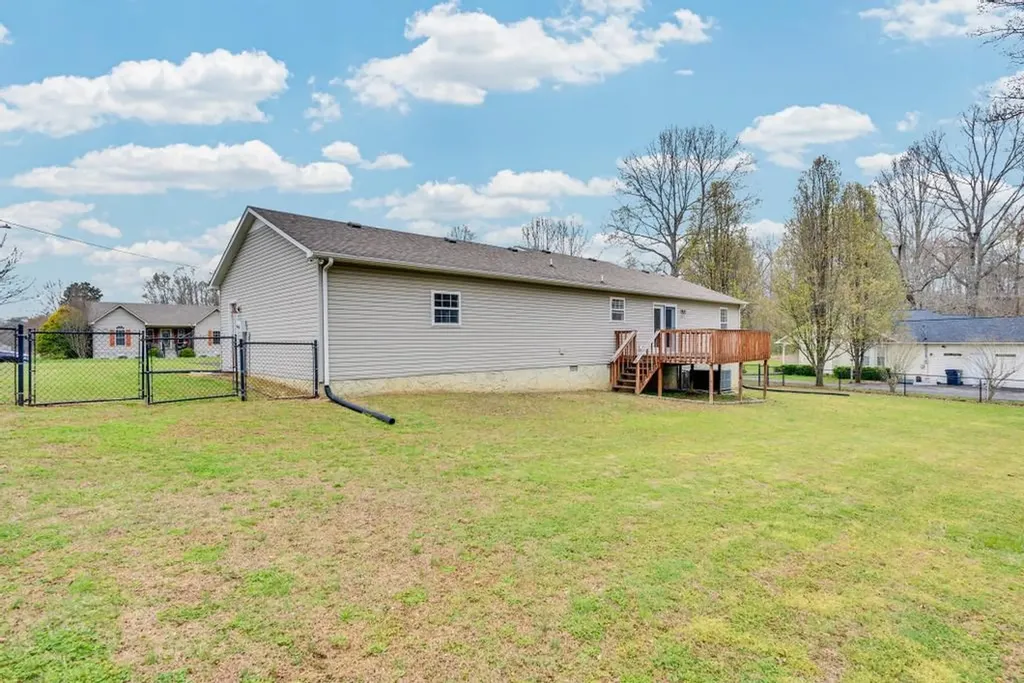 234 Walnut Trace Sparta TN 38583