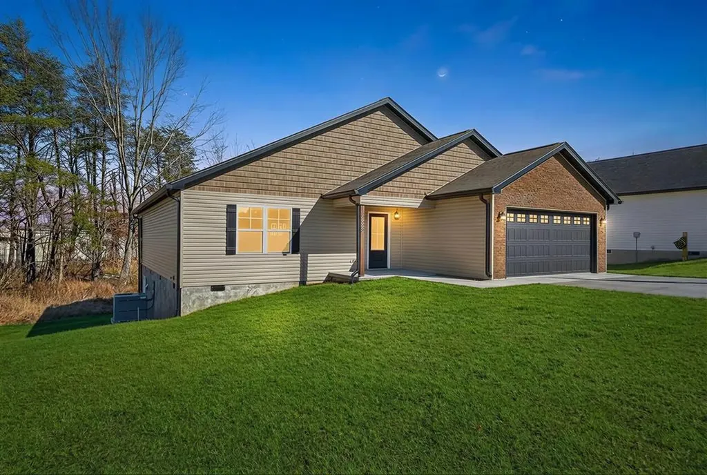 158 Sky View Meadow Drive Crossville TN 38555