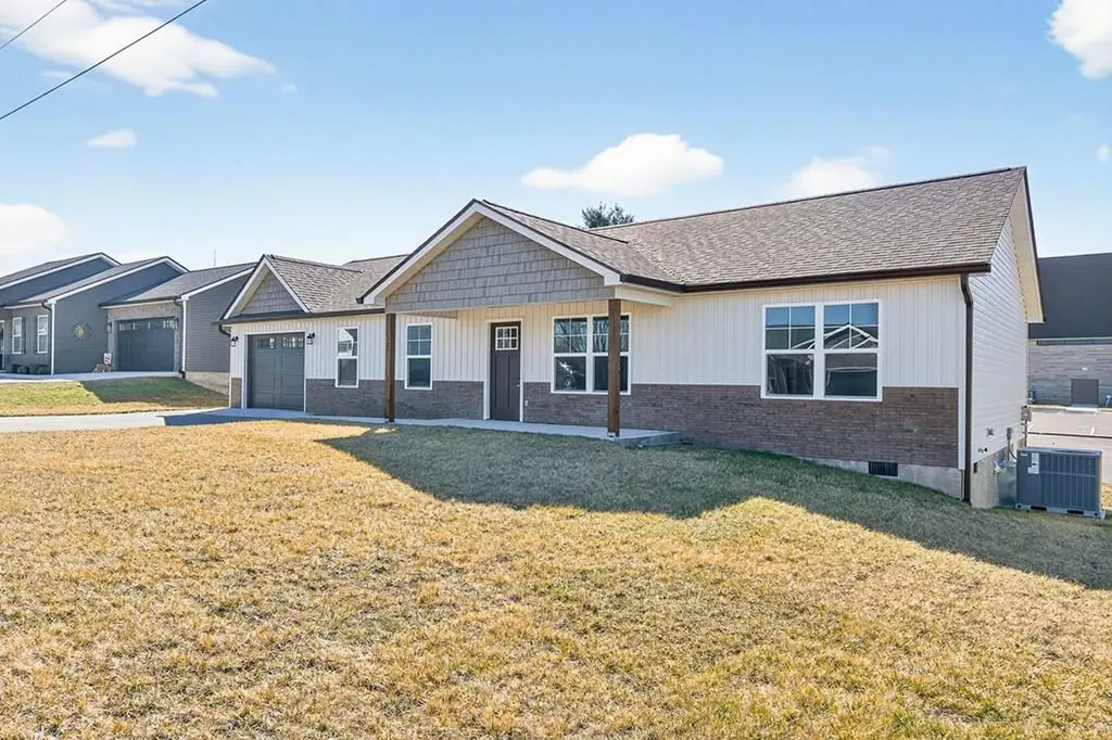 127 Sky View Meadow Drive Crossville TN 38555