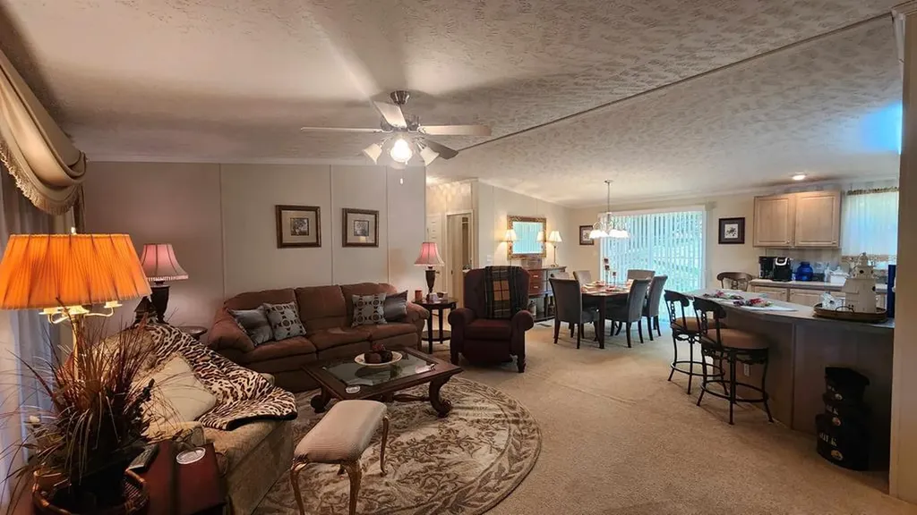 218 Meadow Lane Byrdstown TN 38549