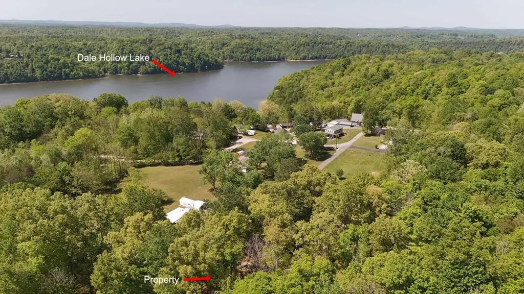 218 Meadow Lane Byrdstown TN 38549