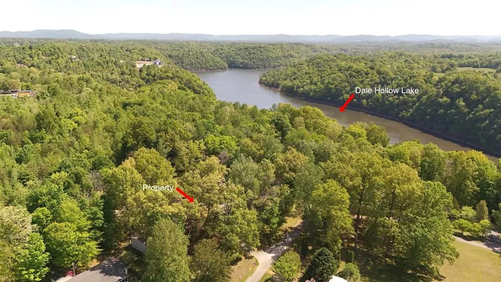 218 Meadow Lane Byrdstown TN 38549