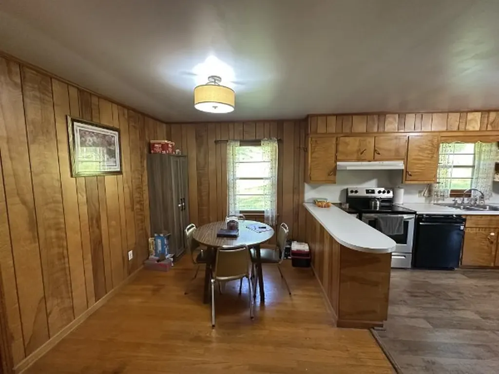 202 Maggart Road Elmwood TN 38560