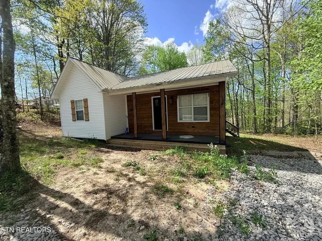 242 Joe Barnett Road Jamestown TN 38556