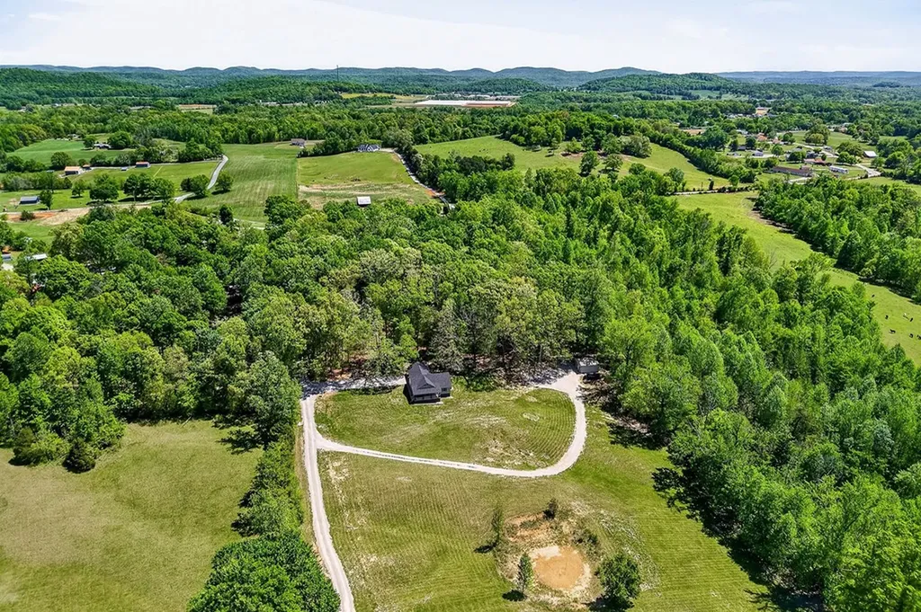 2110 Windle Community Road Cookeville TN 38506