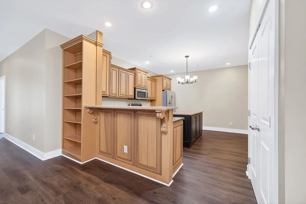 94 S Maple Cookeville TN 38501