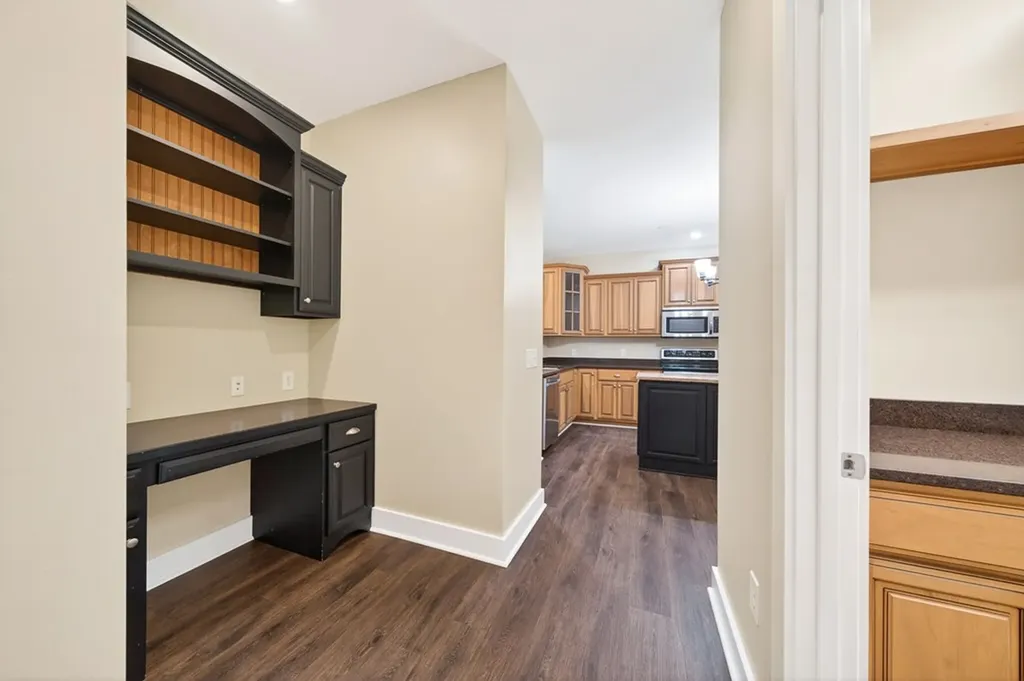 94 S Maple Cookeville TN 38501