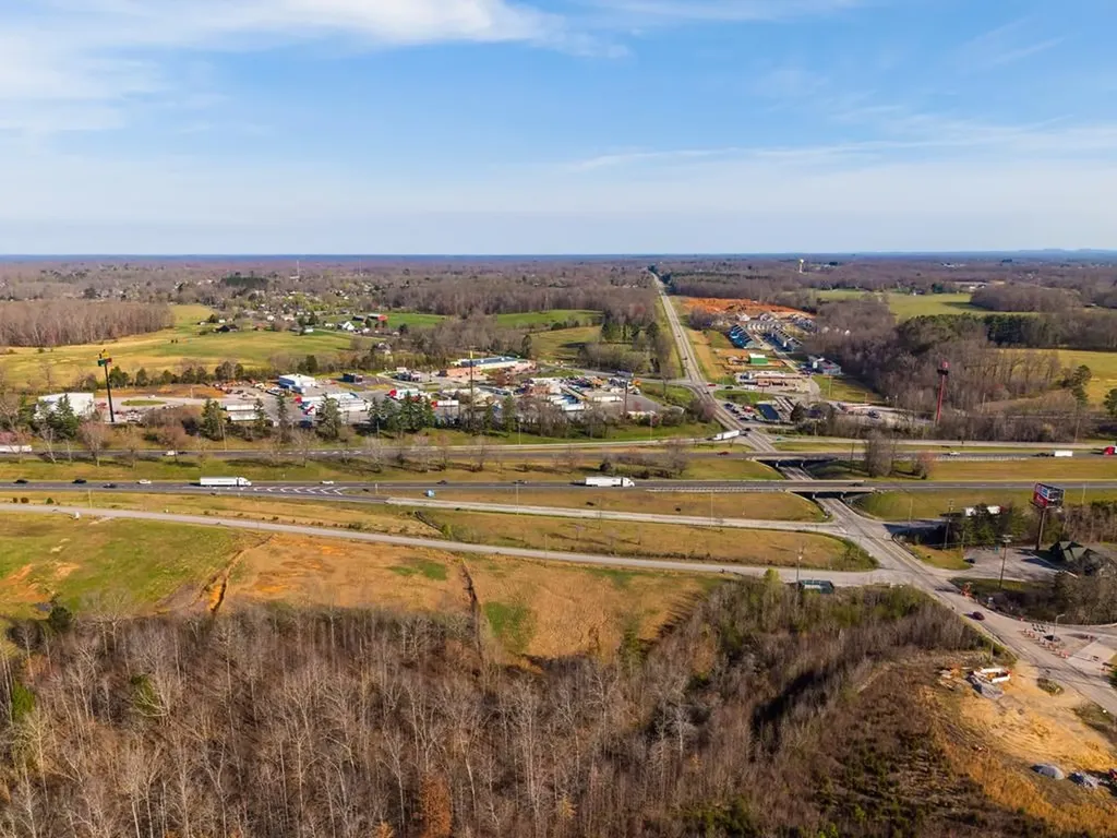 5.01 Olan Maxwell Road Baxter TN 38544