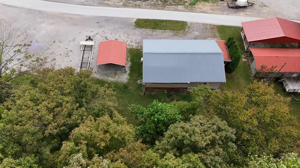 348 Bill Hunter Road Celina TN 38551