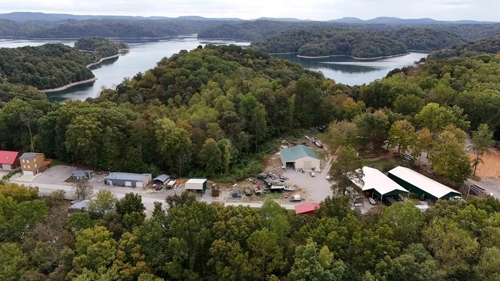 348 Bill Hunter Road Celina TN 38551
