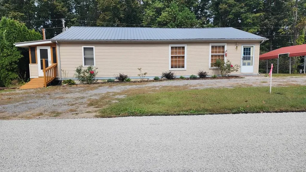 348 Bill Hunter Road Celina TN 38551