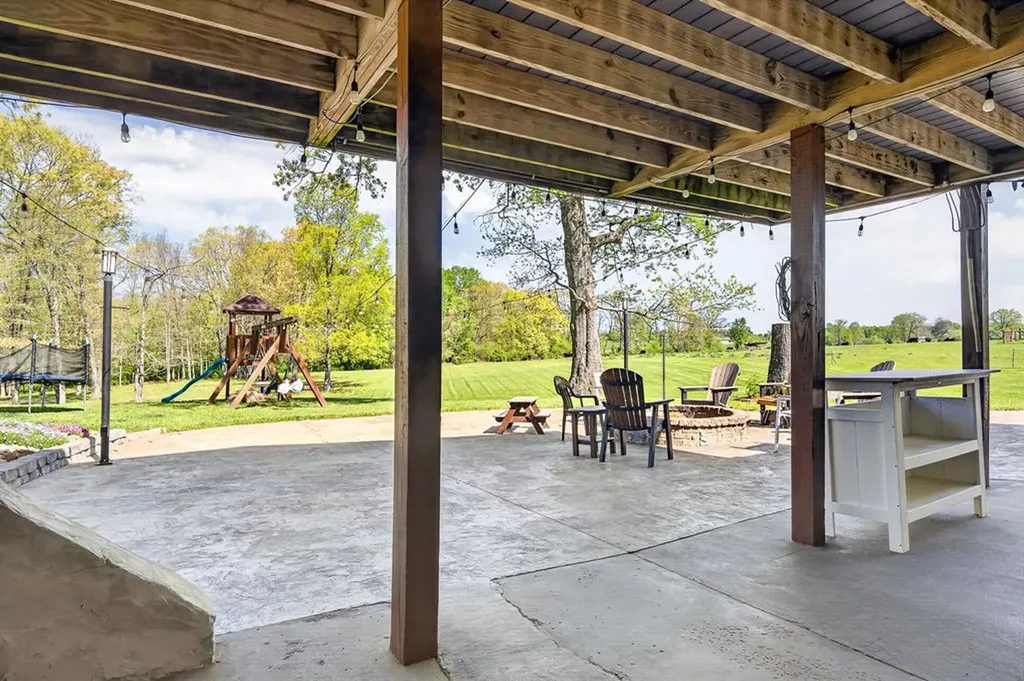 7668 Plateau Road Crossville TN 38571