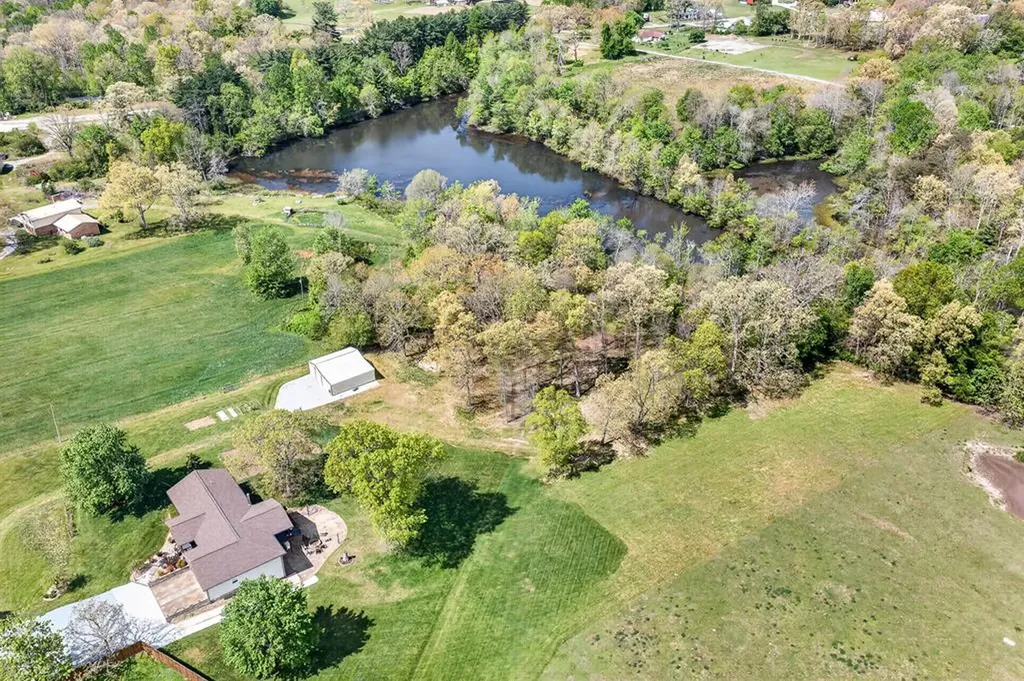 7668 Plateau Road Crossville TN 38571