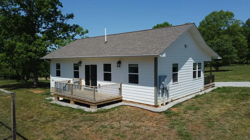 1864 Liberty Road Sparta TN 38583-6768