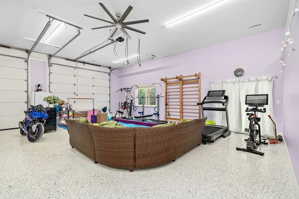 1864 Liberty Road Sparta TN 38583-6768