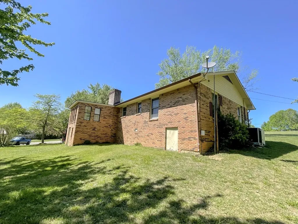4315 Taylors Chapel Crossville TN 38572