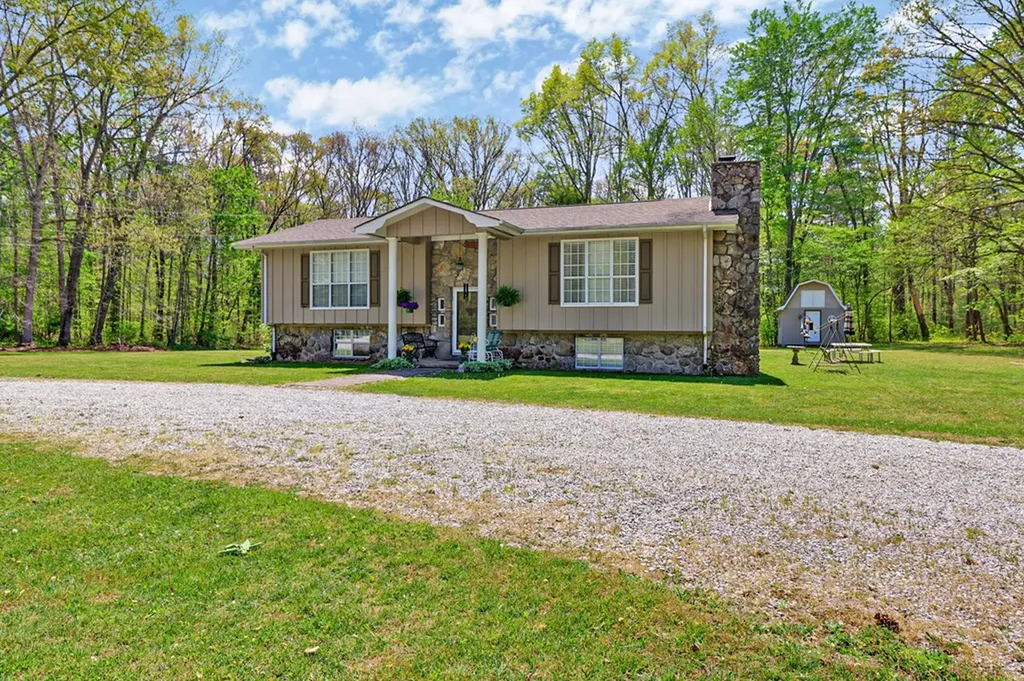 116 Joel Reagan Lane Jamestown TN 38556