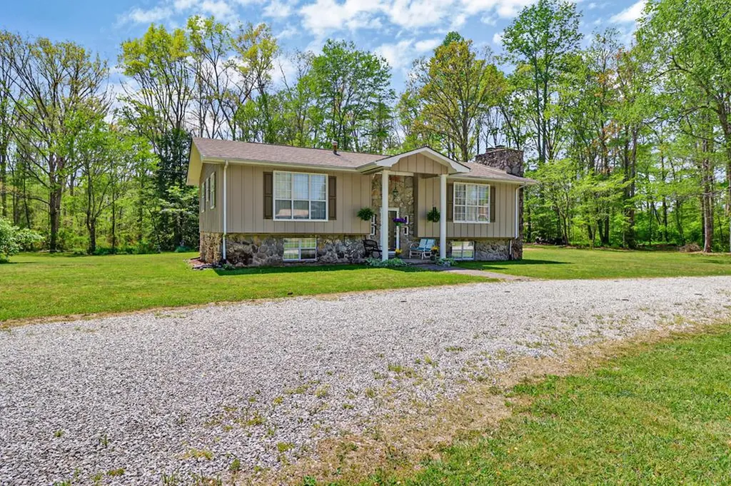 116 Joel Reagan Lane Jamestown TN 38556