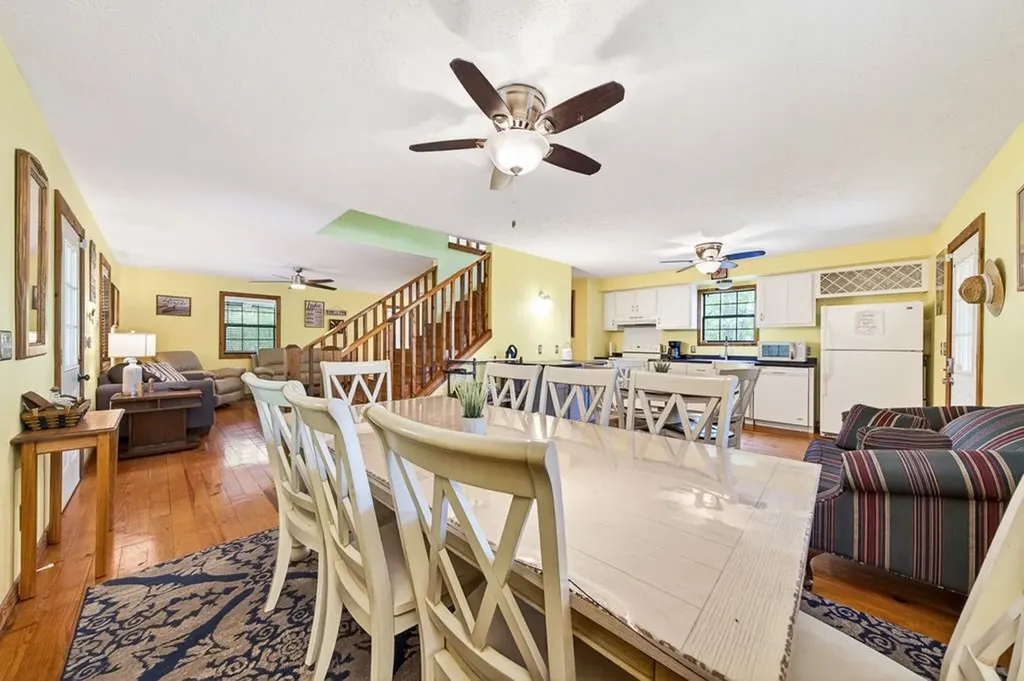 5670 Eagles Cove Road Byrdstown TN 38549