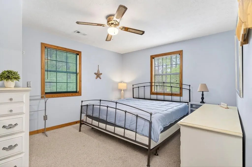 5670 Eagles Cove Road Byrdstown TN 38549