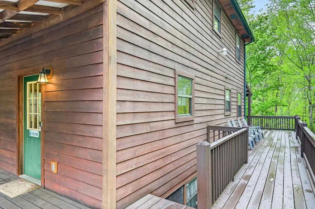 5670 Eagles Cove Road Byrdstown TN 38549