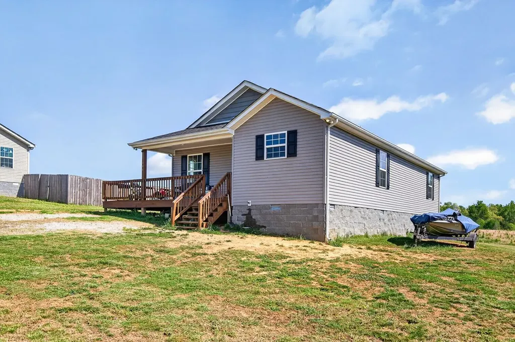 144 Liberty Road Sparta TN 38583