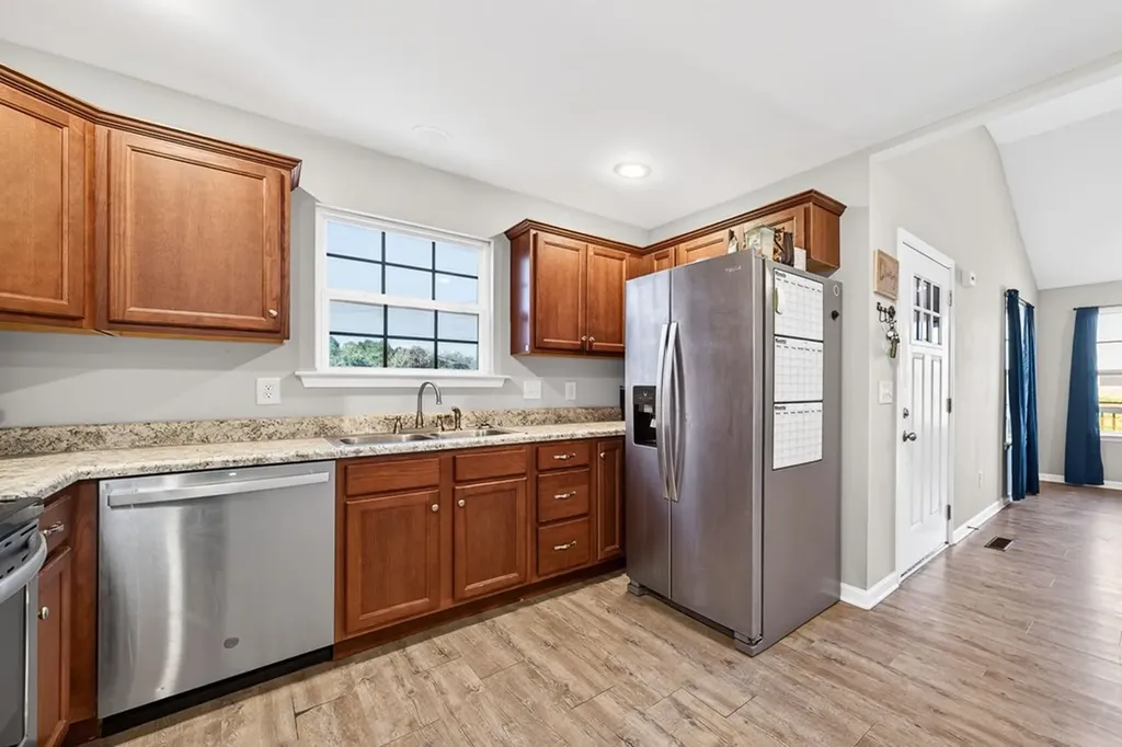 144 Liberty Road Sparta TN 38583