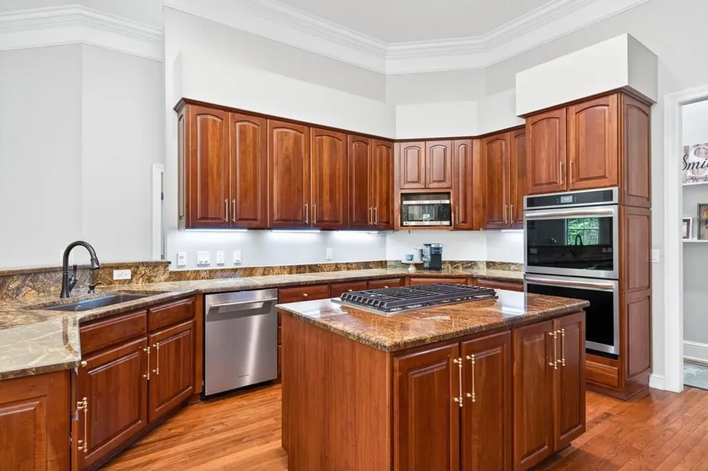 360 Long Hollow Lane Gainesboro TN 38562