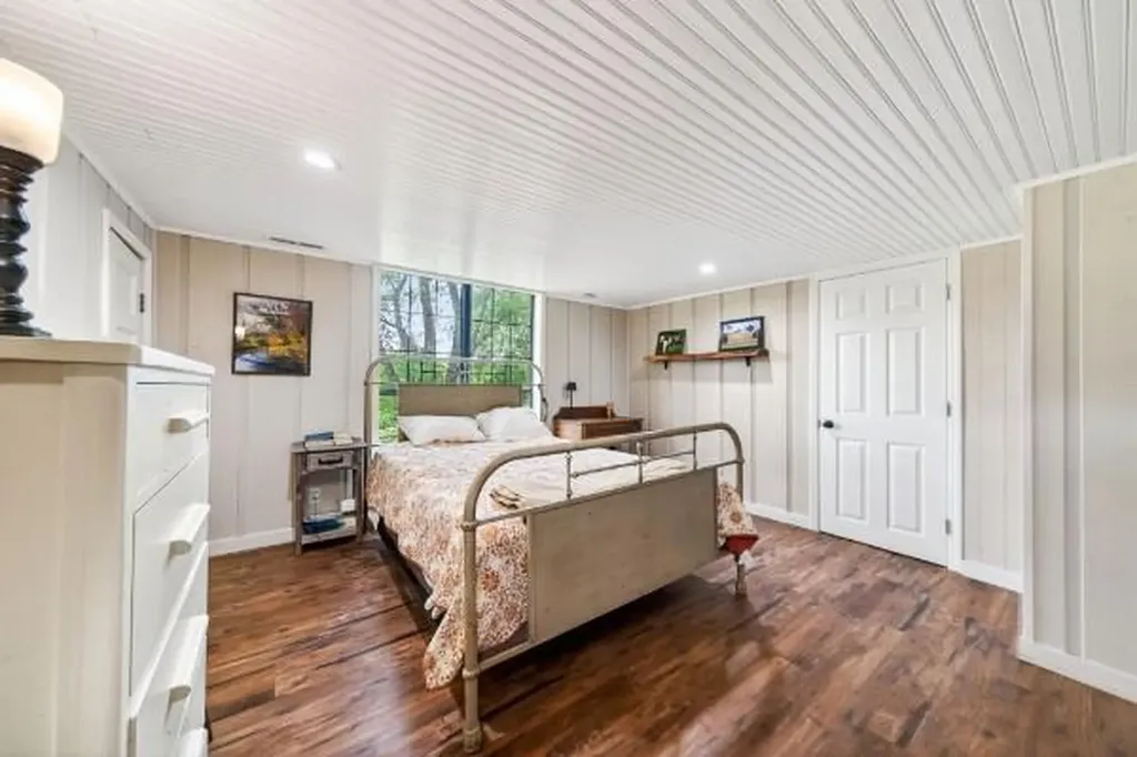 7400 Franks Ferry Road Walling TN 38587