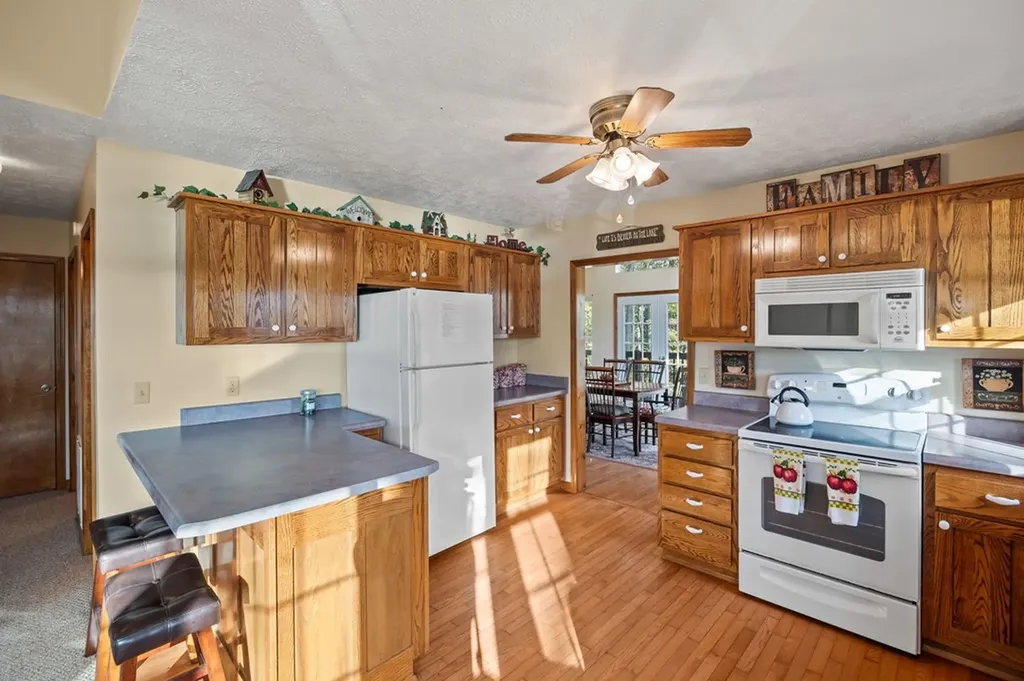107 Lakeview Spur Byrdstown TN 38549