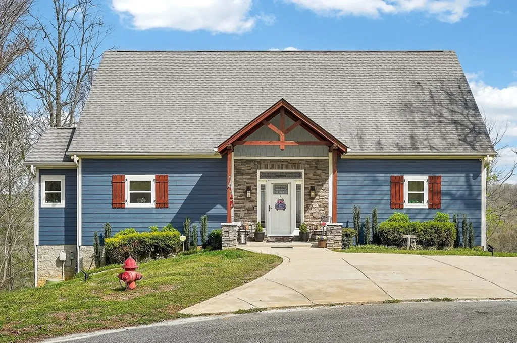 195 Coventry Way Road Smithville TN 37166