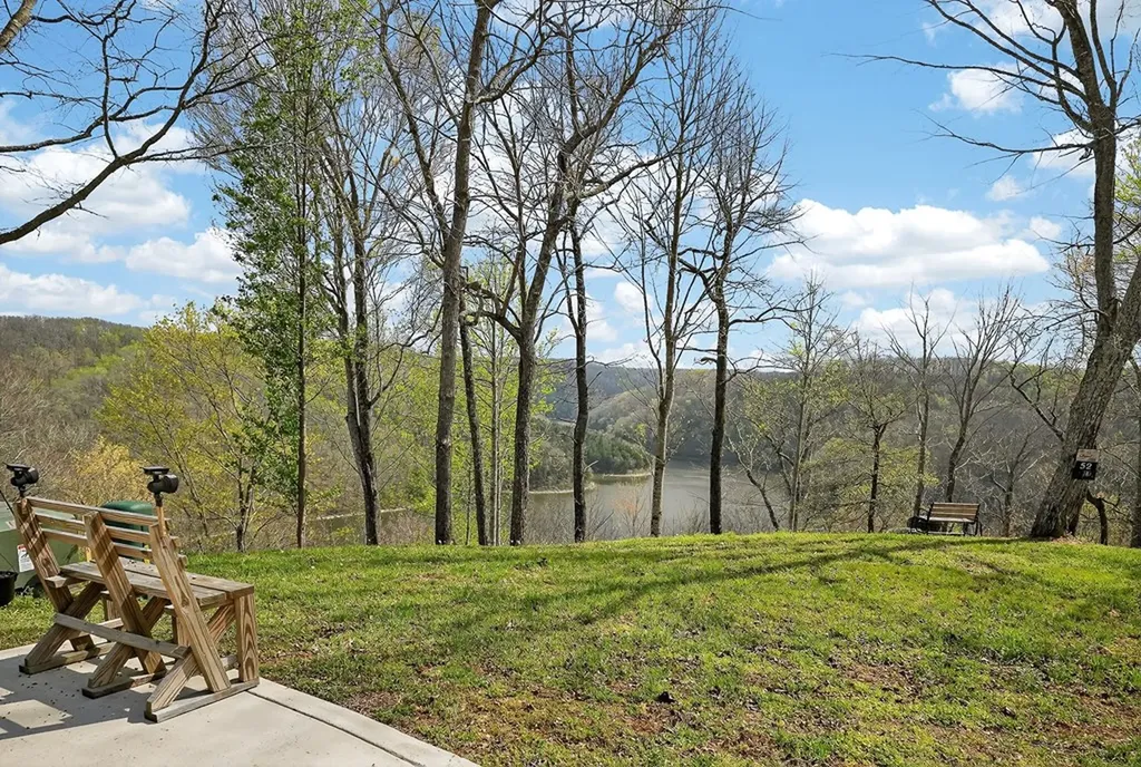 195 Coventry Way Road Smithville TN 37166