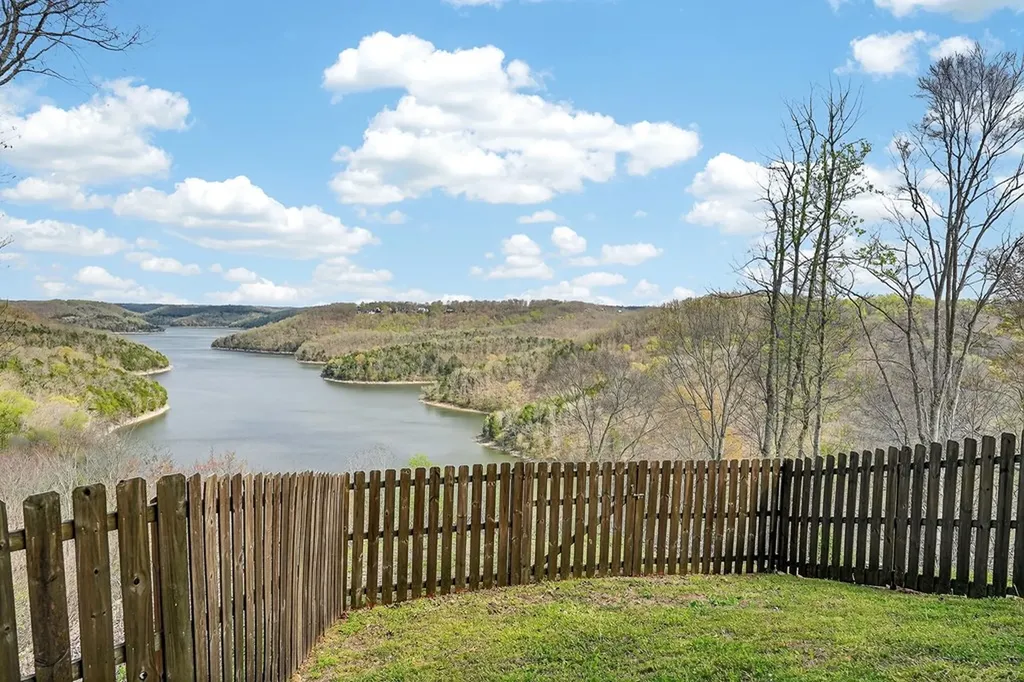 195 Coventry Way Road Smithville TN 37166