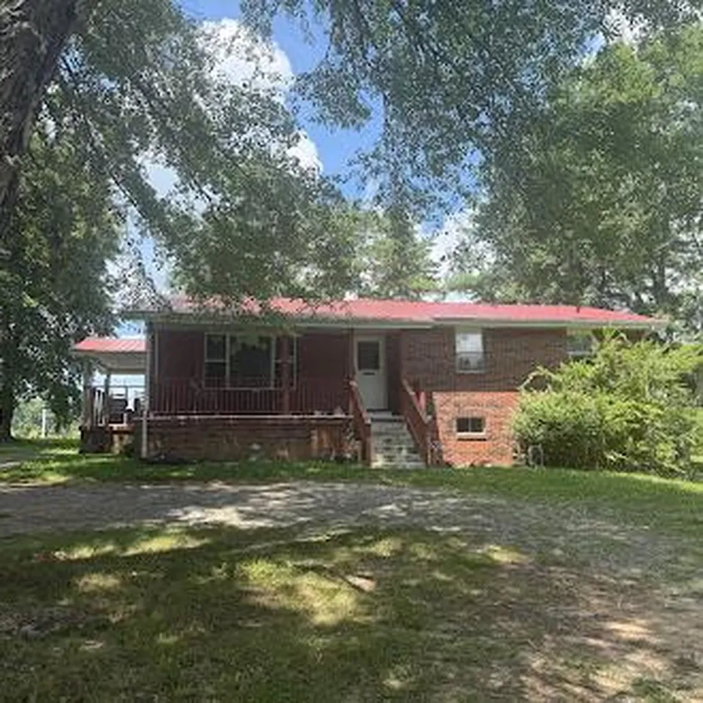 5740 South York Highway Clarkrange TN 38553