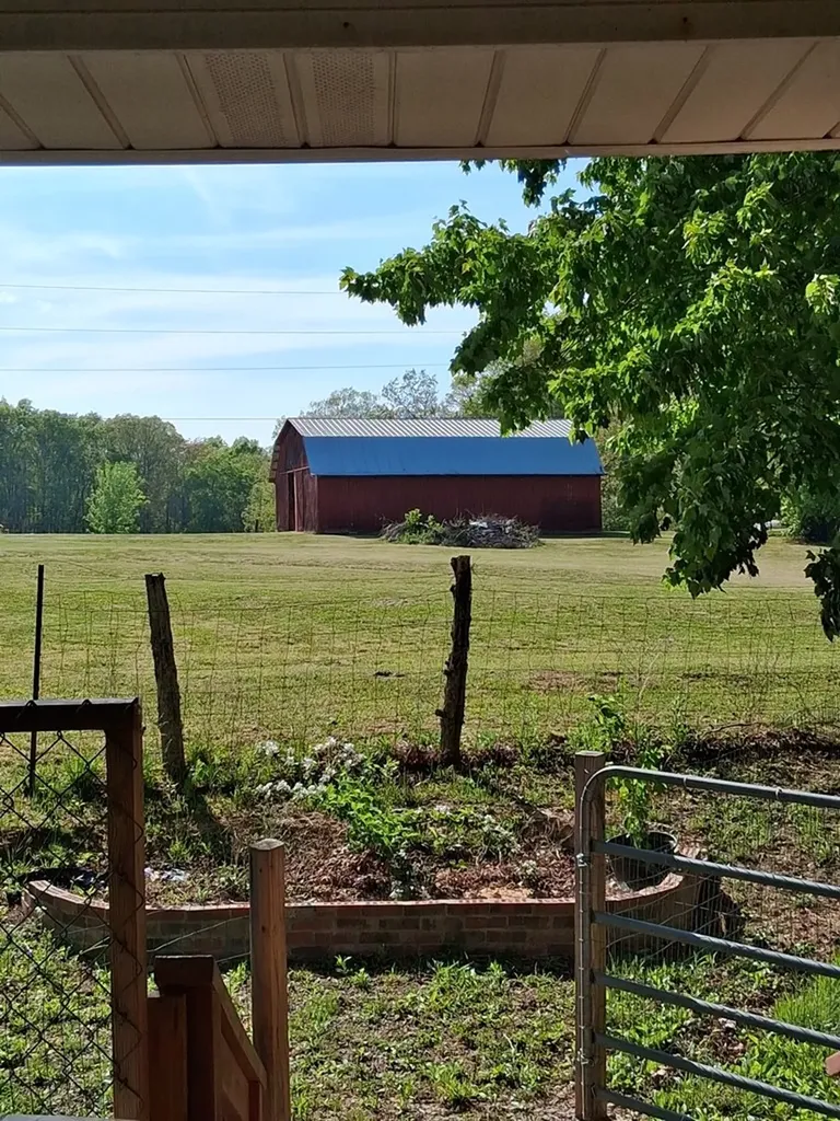 5740 South York Highway Clarkrange TN 38553