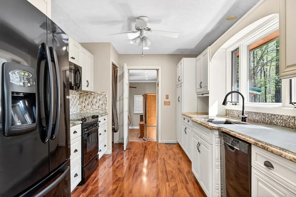 1535 E Overlook Monterey TN 38574