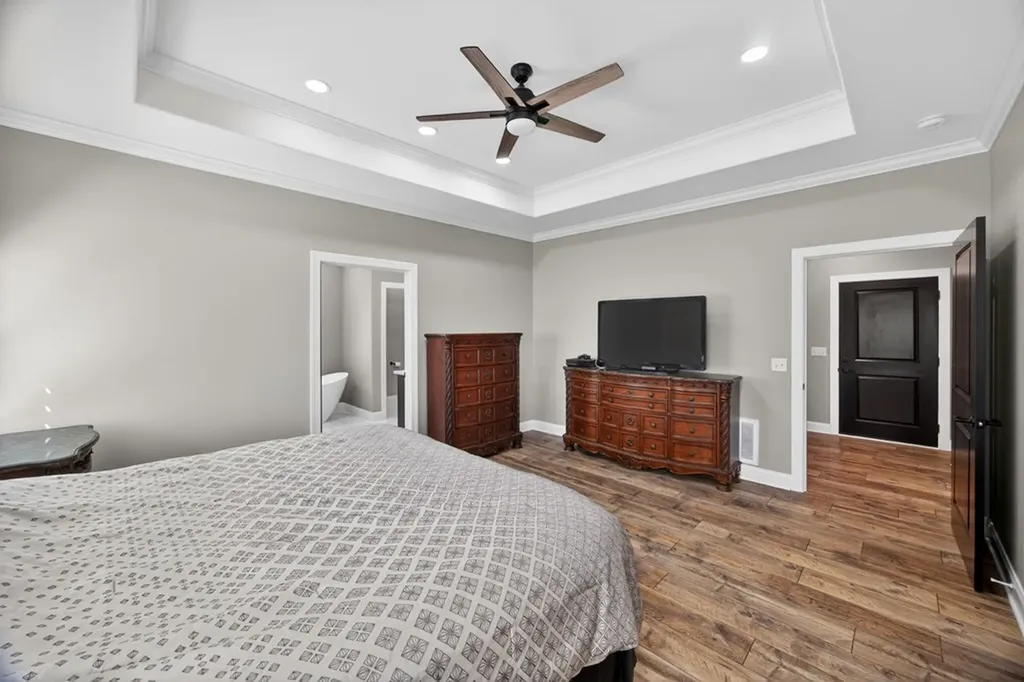 746 Blue Water Drive Cookeville TN 38506