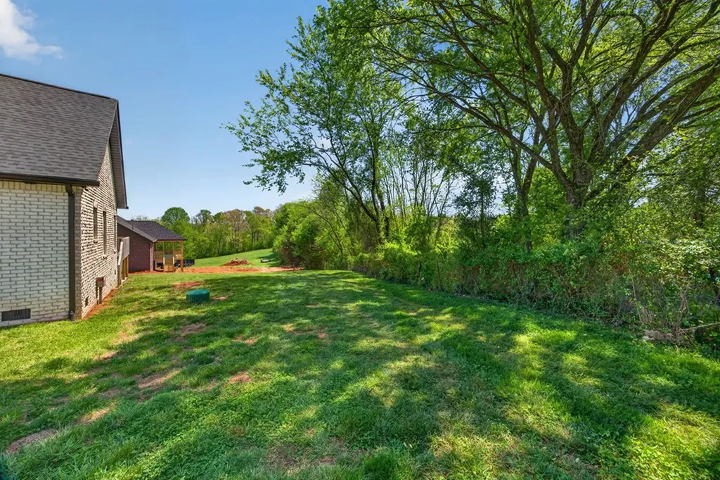 746 Blue Water Drive Cookeville TN 38506