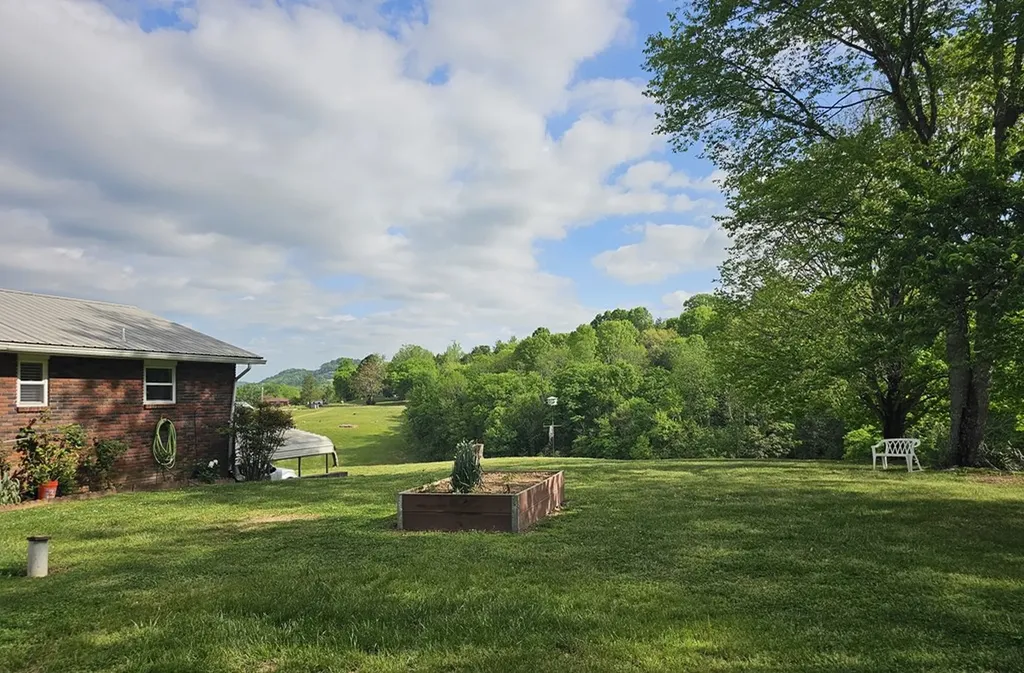 7015 Granville Highway Granville TN 38564