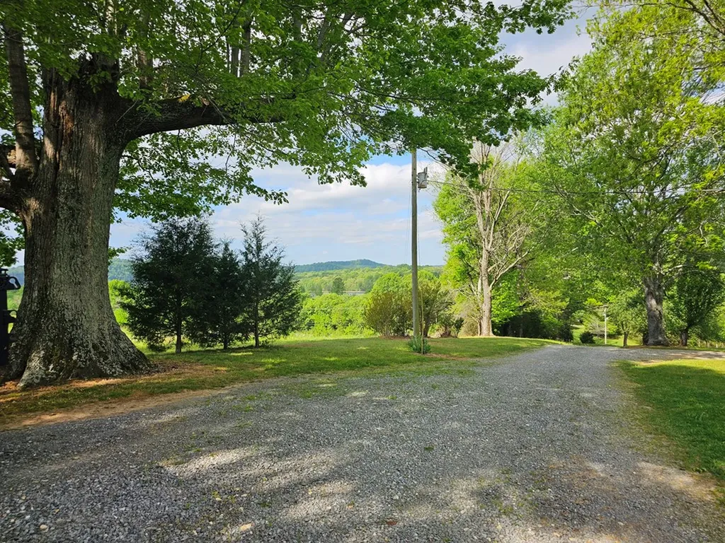 7015 Granville Highway Granville TN 38564