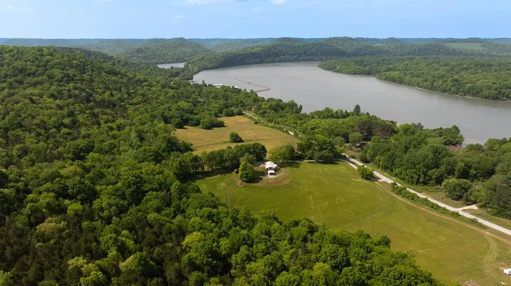 7015 Granville Highway Granville TN 38564