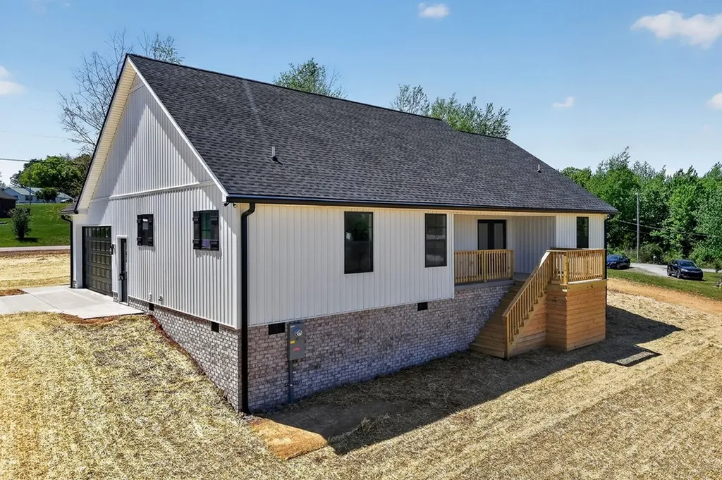 396 Westwood Drive Sparta TN 38583