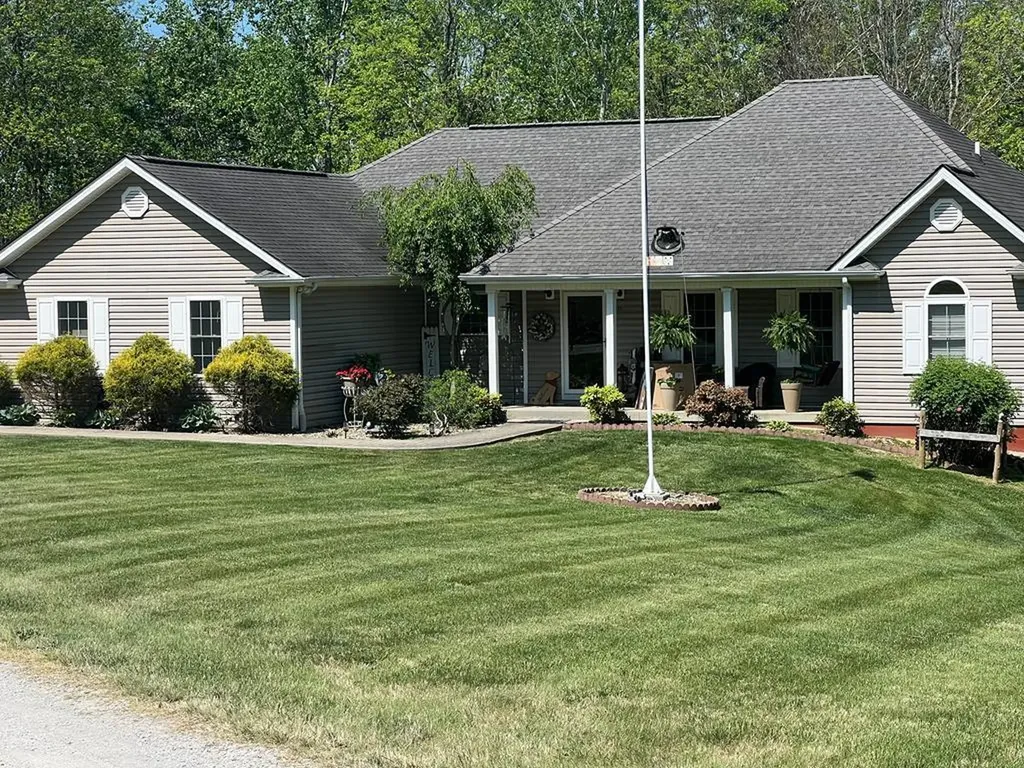 211 Cave Valley Road Byrdstown TN 38549
