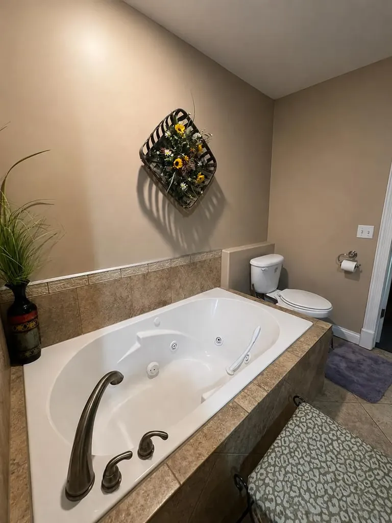 211 Cave Valley Road Byrdstown TN 38549