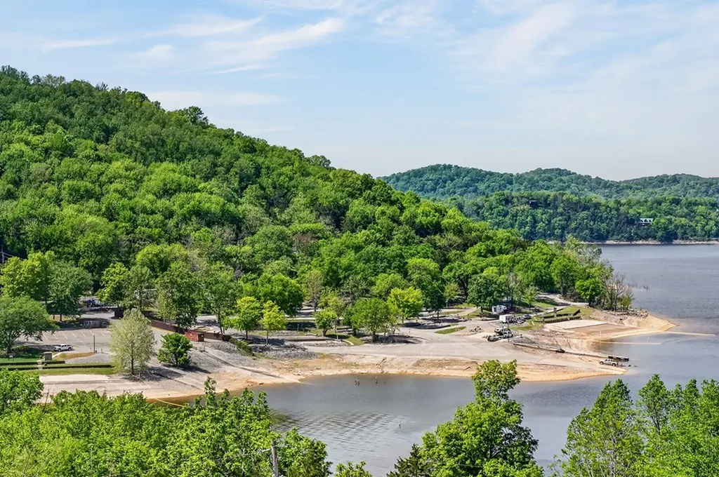 1097 Floating Mill Village Road Silver Point TN 38582-7906
