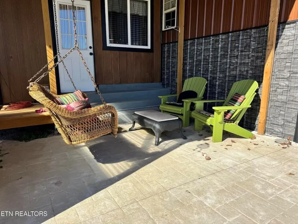 28 Cottage Street Crossville TN 38571-1251