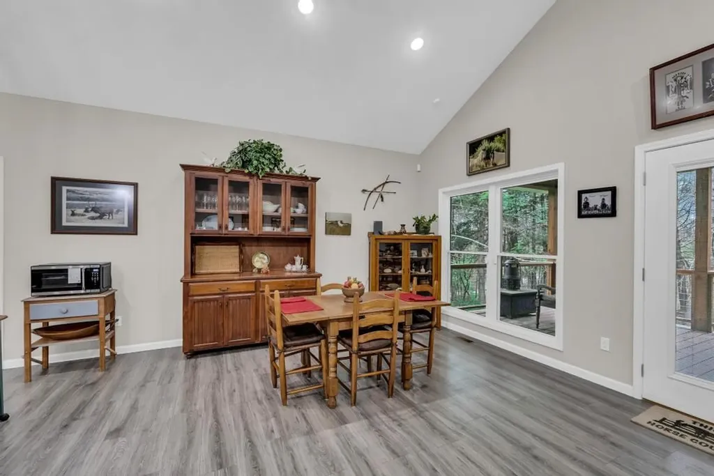 4282 Standing Rock Road Jamestown TN 38556