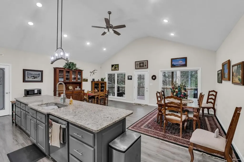 4282 Standing Rock Road Jamestown TN 38556