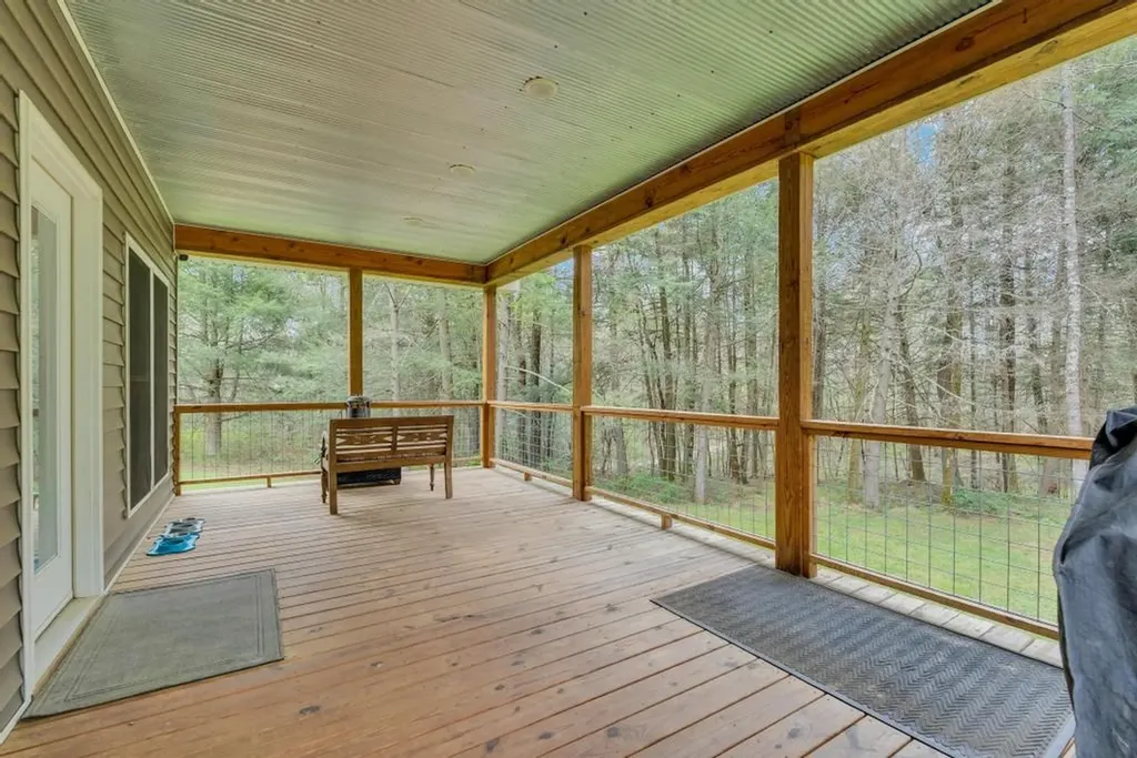 4282 Standing Rock Road Jamestown TN 38556