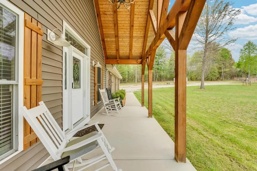4282 Standing Rock Road Jamestown TN 38556
